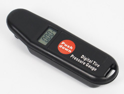 Digital tire gauge