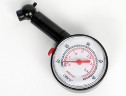 Tire gauge